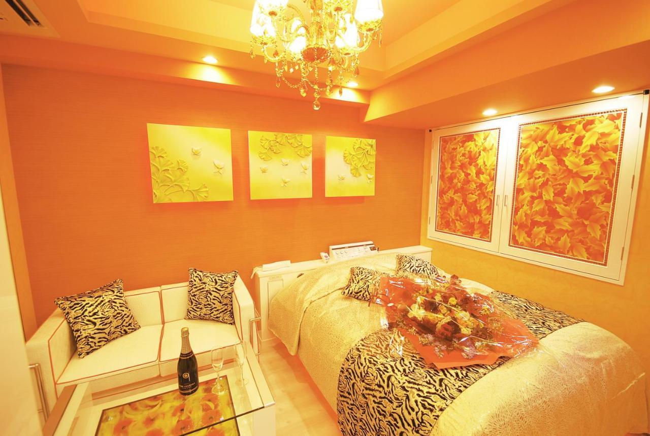 Hotel Sara Kinshicho (Adults Only) Tokyo Bagian luar foto